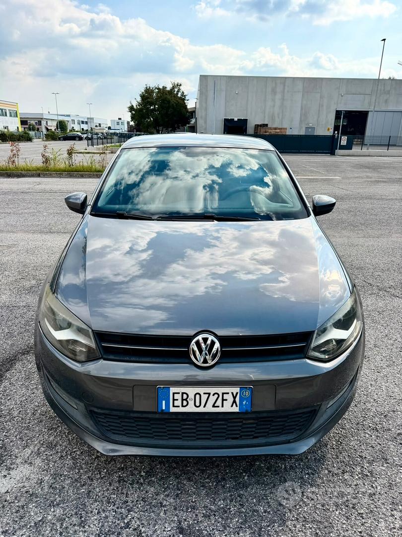 Volkswagen Polo 2010 photo 2