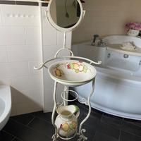 Toilette ceramica e ferro battuto