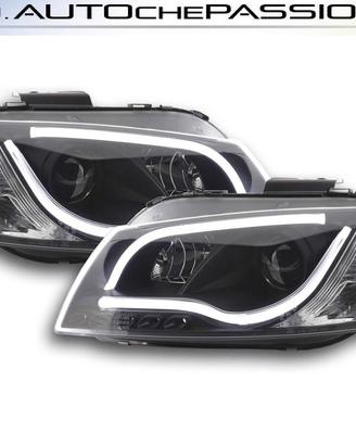 Fanali anteriori per Audi A3 8P 03 08 sfondo nero