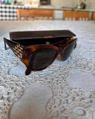 Occhiali da sole Valentino V683 vintage