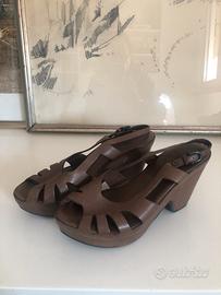 Sandali molto attuali