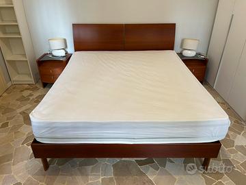 Letto matrimoniale Oggioni e comodini