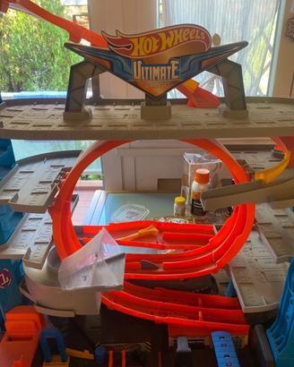 GARAGE MACCHININE HOT WHEELS