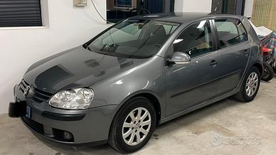Volkswagen Golf V