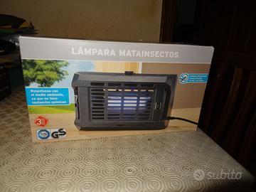 Lampada elimina zanzare a luce blu interni-esterni