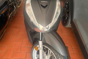 HONDA SH 300i