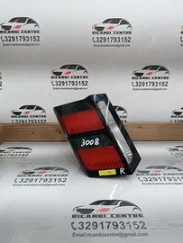 Fanale stop poster. dx interno peugeot 3008 gt 201