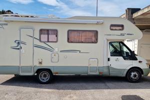 CAMPER RIMOR DUERRE SU FORD TRANSIT