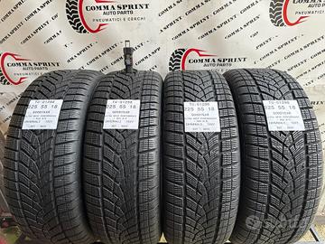 4 PNEUMATICI 225/55 R18 GOODYEAR INVERNALI