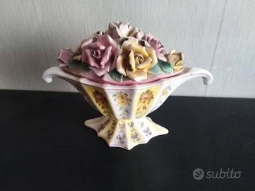 vaso capodimonte firmato
