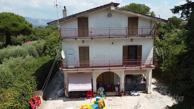 Appartamento indipendente su in villa