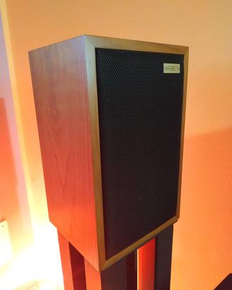 HARBETH LS 3/5a + stand