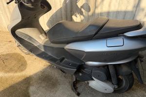Scooter Majesty 125 NON FUNZIONANTE