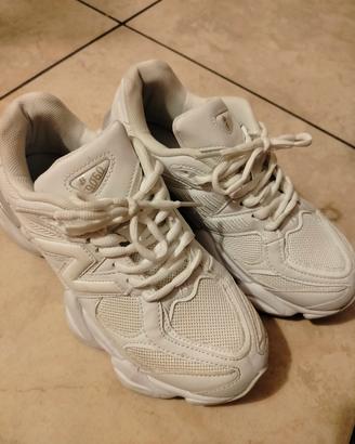 New Balance 9060 n. 37