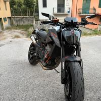 Ktm duke 790