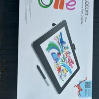 Tavoletta grafica Wacom con accessori