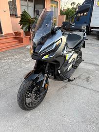 Honda XADV 750 2024