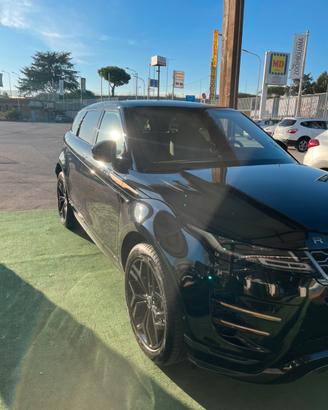 Range rover evoque piu moto Triumph