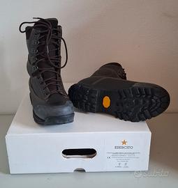 anfibi militari taglia 40