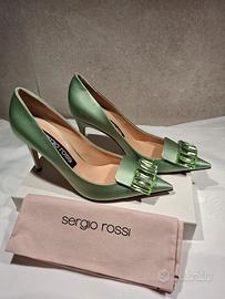 Sergio Rossi sr1 décolleté in raso verde con fibbi