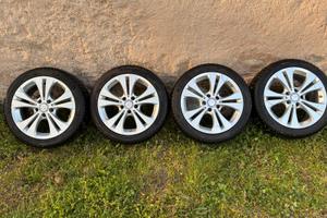 Cerchi in lega 17 e gomme mercedes classe b