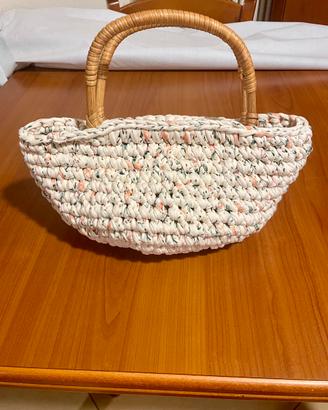 Borsa a mano artigianale in fettuccia – Stile Boho