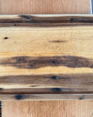 Taglieri di legno
