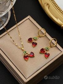 Set Parure Ciliegie in Acciaio Inox Dorato – Colla