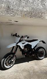 Honda crf 450 r targato motard