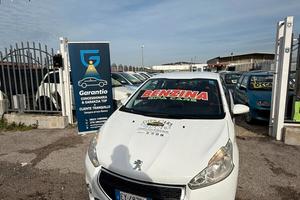 Peugeot 208 PureTech 82 3 porte Allure