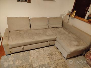 Divano letto con penisola beige – contenitore