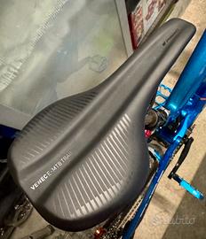 Cube Acid Venec emtb trail nf ergonomics