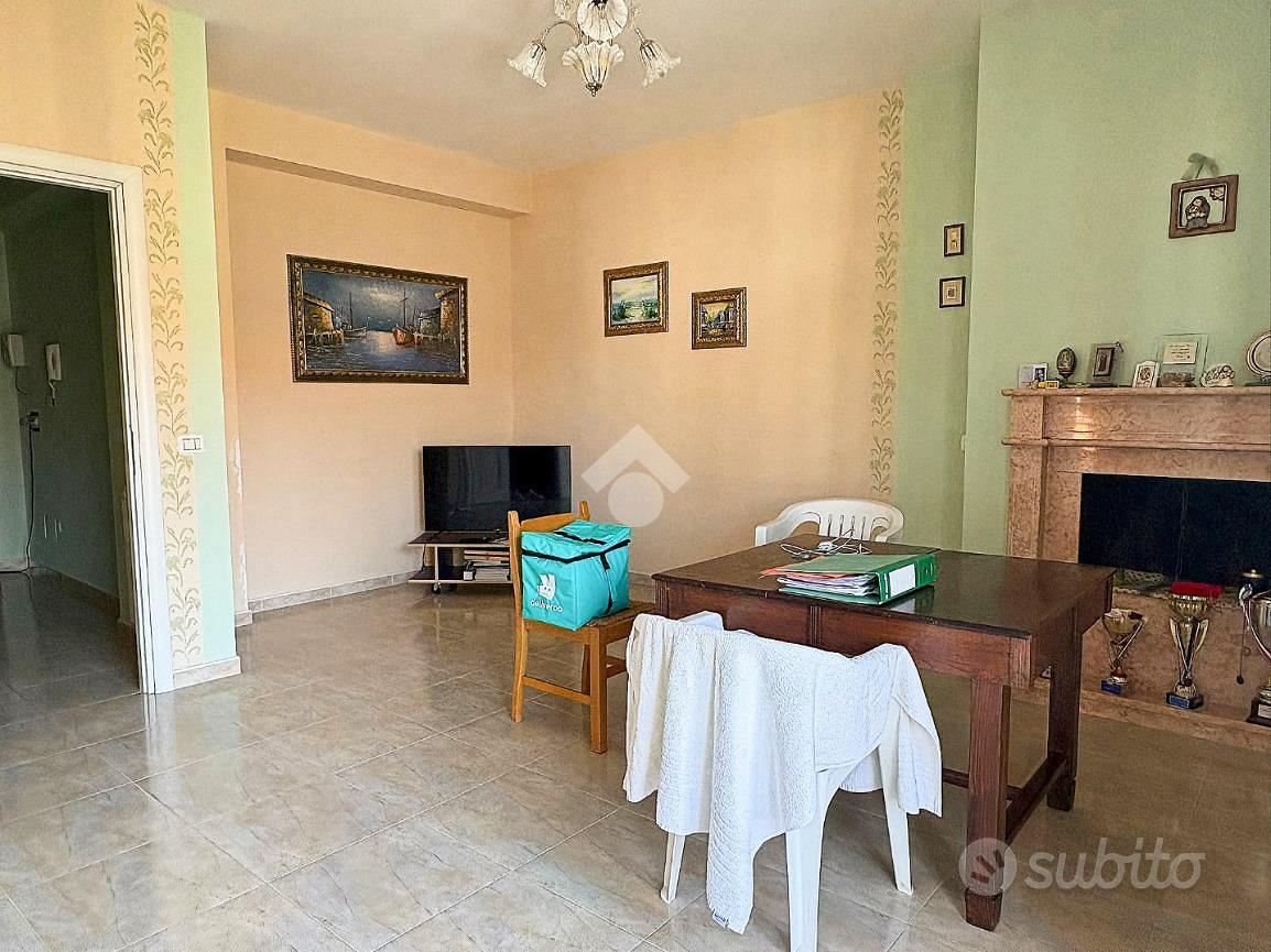 5 LOCALI A CROPANI - Vista 2