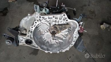 Cambio manuale Toyota Corolla 2.2 diesel D4D anno 