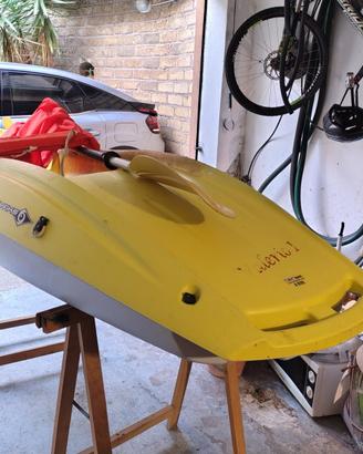 Kayak rigido