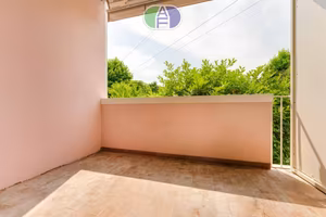Appartamento di 79 m² con 5 locali e box auto a Do