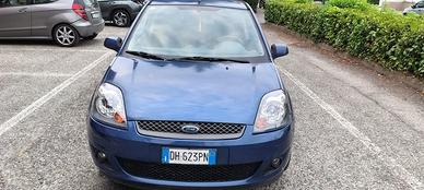 ford fiesta 1.4 tdci  2008 buone condizioni