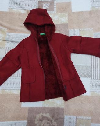 cappottino rosso con cappuccio con pellicciotto