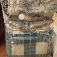 Coperte varie in lana per letto singolo