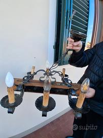 lampadario a candelabro in ferro battuto 