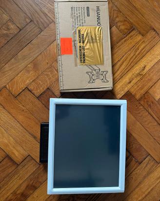 Monitor touch + Supporto a muro + Cavi