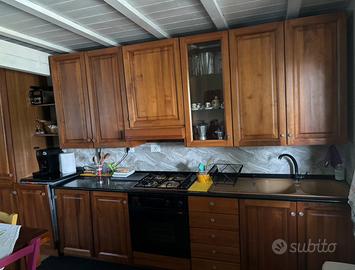 Cucina completa di forno fornelli lavastoviglia