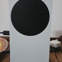 Xbox Series S 512GB + 2 joystick (Elite series 2)
