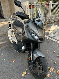 Honda X-adv