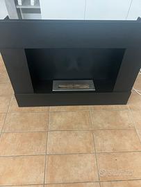 Passeggino e camino a bioetanolo