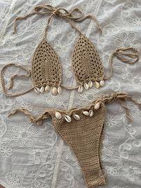 Bikini beige con conchiglie – boho – nuovo