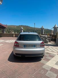Audi s3 8L 1.8 turbo 20V ( scambi con moto)