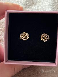 Orecchini a lobo Pandora