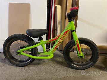 Bici Specialized Hotwalk a spinta - balance bike