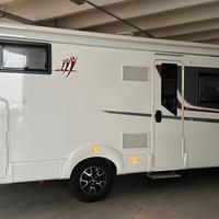Rapido motorhome 896f